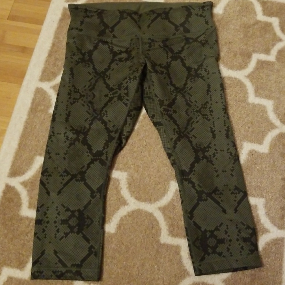 Lululemon 3/4 pants